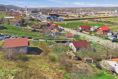 Casă la gri Intabulată de Vânzare, 5 Camere, 800mp Teren - Tomești - 5