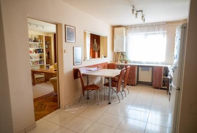 Apartament spatios cu 4 camere, zona centrala Bistrita - 2