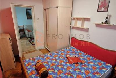 Apartament 3 camere cf 3 semidecomandat zona Micro 14 - 6