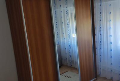 Apartament cu 2 camere decomandat în Piața Centrală