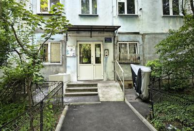 Vanzare Apartament 2 camere, Resita, etajul 1, liniște și acces facil - 1