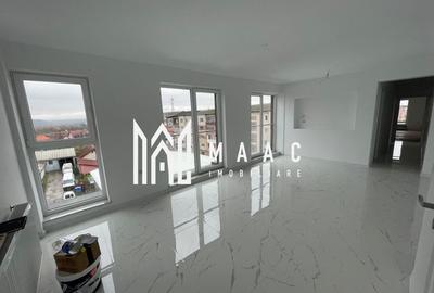 Penthouse cu 4 camere decomandat în Kogălniceanu