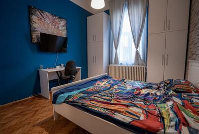 Apartament central de vânzare – la curte comună - Oradea - 2