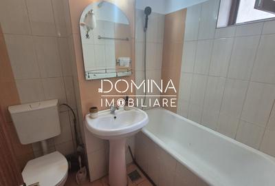 Închiriere apartament 3 camere, zonă centrală, strada Nicolae Bălcescu - 7