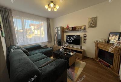 Casa cu 4 camere 2 bai si curte proprie in zona Arhitectilor - 1