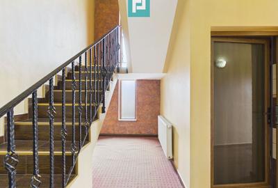 Casă spațioasă în Sântana - 28