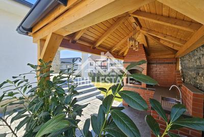 Casă individuală cu 4 camere în Șelimbăr