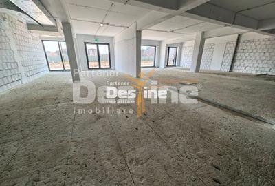 Spatiu Comercial 217 mp parter + 2 parcari la intrare in Cartierul Silk District - 8