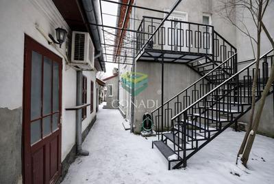 Casa la curte zona Timpuri Noi Vitan - 49