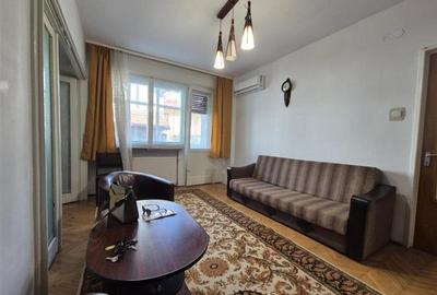 Apartament cu 2 camere nedecomandat în Dorobanți