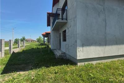 Casa Individuala - intabulata - la gri - zona foarte buna - 5