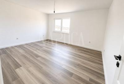 Apartament 4 camere de vanzare in Floresti - 1