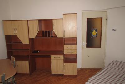 Garsoniera pe B-dul   Mihai Viteazul ! - 4