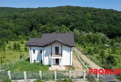 Luncani- vila noua- proiect deosebit langa padure! - 1