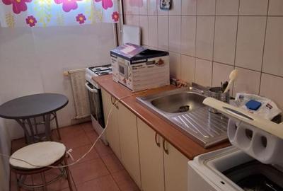 Dristor- metrou - 1 min- bloc mixt - 9
