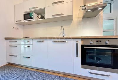 Apartament cu 2 camere, mobilat în Ultracentral