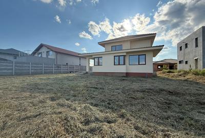 Casa noua cu etaj, teren 504 mp - Vladimirescu - 8