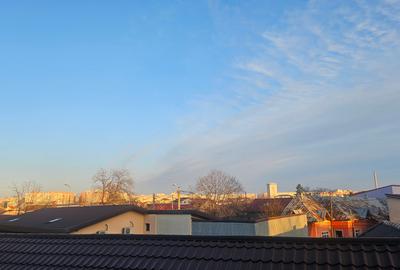 Bloc 2013 | Etaj 1/4 | Centrală Proprie | Acces Rapid Eroii Revoluției - 12