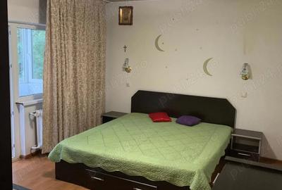 Apartament cu 2 camere semidecomandat, mobilat în Timpuri Noi