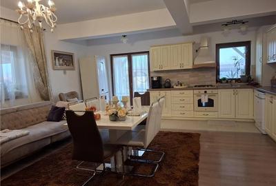 Duplex cu 4 camere în Moșnița Veche