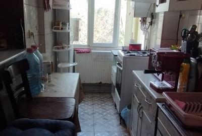 APARTAMENT 2 CAMERE, ETAJ 3, MOBILAT SI UTILAT, PODU ROS - 7