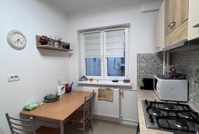 3 Camere decomandate-Metrou Raul Doamnei - 13