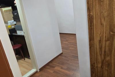 Targoviste, str. Boerescu Zaharia, parter, vanzare apartament 4 camere - 6