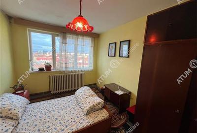 Apartament 3 camere decomandate balcon zona Rahovei din Sibiu - 1