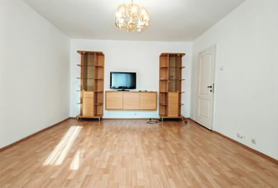 Nerva Traian | Metr.Timpuri Noi | Apartament decomandat zugravit acum, anvelopat - 1