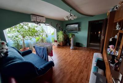 Apartament 2 camere Soarelui cu centrala - 1