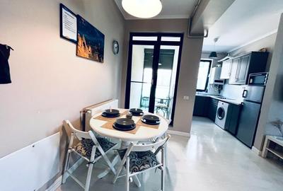 Apartament cu 2 camere semidecomandat, mobilat în Central