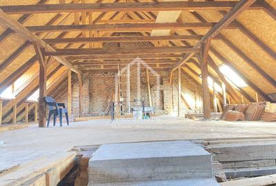 Casa de vanzare in Sibiu cu 2 apartamente  si gradina de 147 - 7
