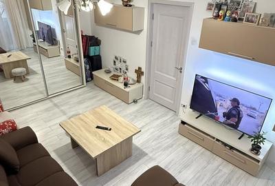 Apartament cu 2 camere decomandat în Vitan