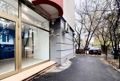 Spatiu Comercial Stradal**240mp**2 locuri parcare//Bdul Ion MIhalache - 38