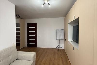 Garsonieră decomandată în Brâncoveanu