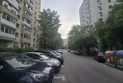 Titan –  Metrou Nicolae Grigorescu, gars, decom, et. 1/10, bloc reabilitat - 11