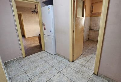 PROPRIETAR!! Apartament 3 camere Et 1 zona Victoria / Aleea Romanitei !! - 17