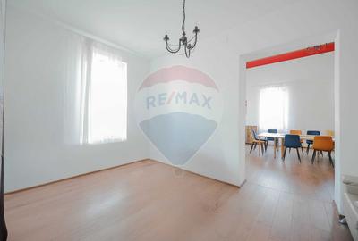 Spațiu Comercial + Birouri de Închiriat – 235 mp – Ultracentral - 8