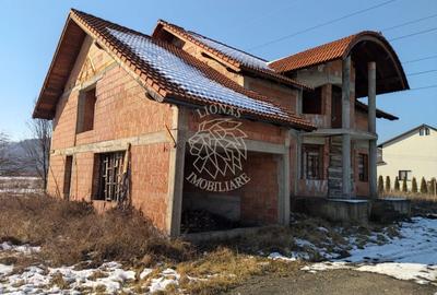 Casa/ Vila la Rosu- 365mp-1000 mp teren- regim P+1- Zona Viisoara - 2