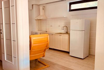 Garsoniera Muncii, bloc nou (2015), 5 minute de metrou, CENTRALA, moderna - 4