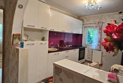 Apartament cu 3 camere si 2 bai, situat intr-o zona linistita , Fizicienilor - 1