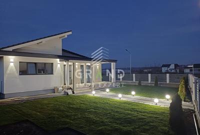 Casă individuală moderna 196mp util | Jucu de Mijloc - 1
