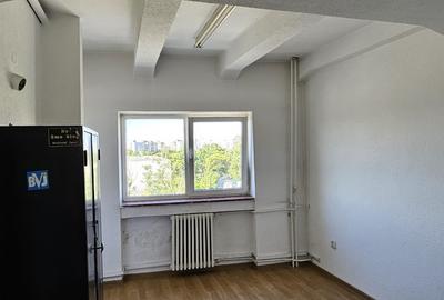Birouri -spatiiude  11.50  mp /cladire de birouri - 2