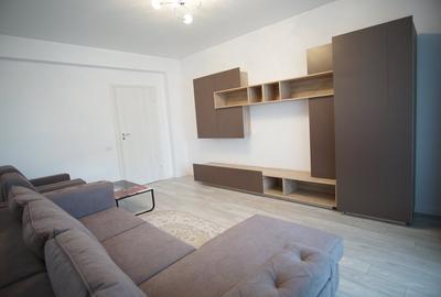 Apartament cu 2 camere semidecomandat, mobilat în Mihai Bravu