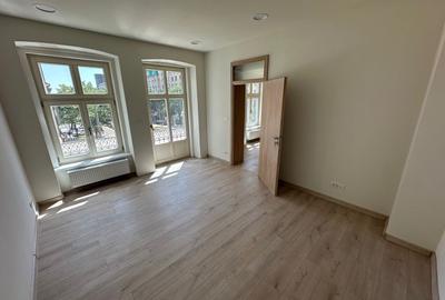 Spatii de birouri Ultracentral suprafață  de 34 mp - 1
