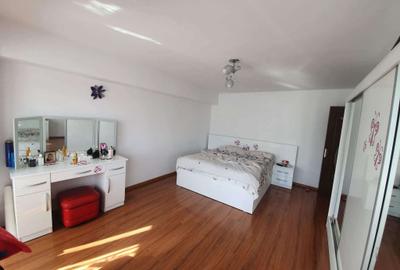 Apartament 4 camere renovat Piata Mare - 4