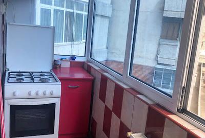 Ofer inchiriere ap 3 camere  ultracentral, mobilat si utilat, 550 euro - 14