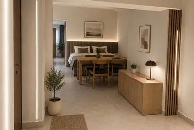 Domenii Inchiriez casa singur in curte 4 cam 4 bai curte libera 150 mp centala g - 3