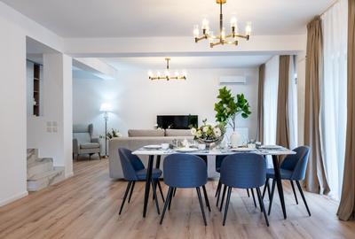 Duplex cu 4 camere în 1 Decembrie