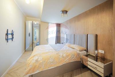 Apartament/Penthouse de Închiriat cu 3 Dormitoare și Terasă, Decebal - 28